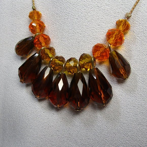 Vintage Crystal Bead Bib Style Necklace - Picture 3 of 7